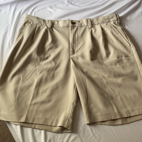 IZOD Khaki Shorts - Picture 2 of 4